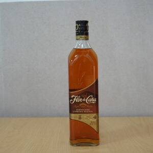🌱 Ron Flor de Caña – Sabor Premium con Compromiso Carbono Neutral 🥃♻️