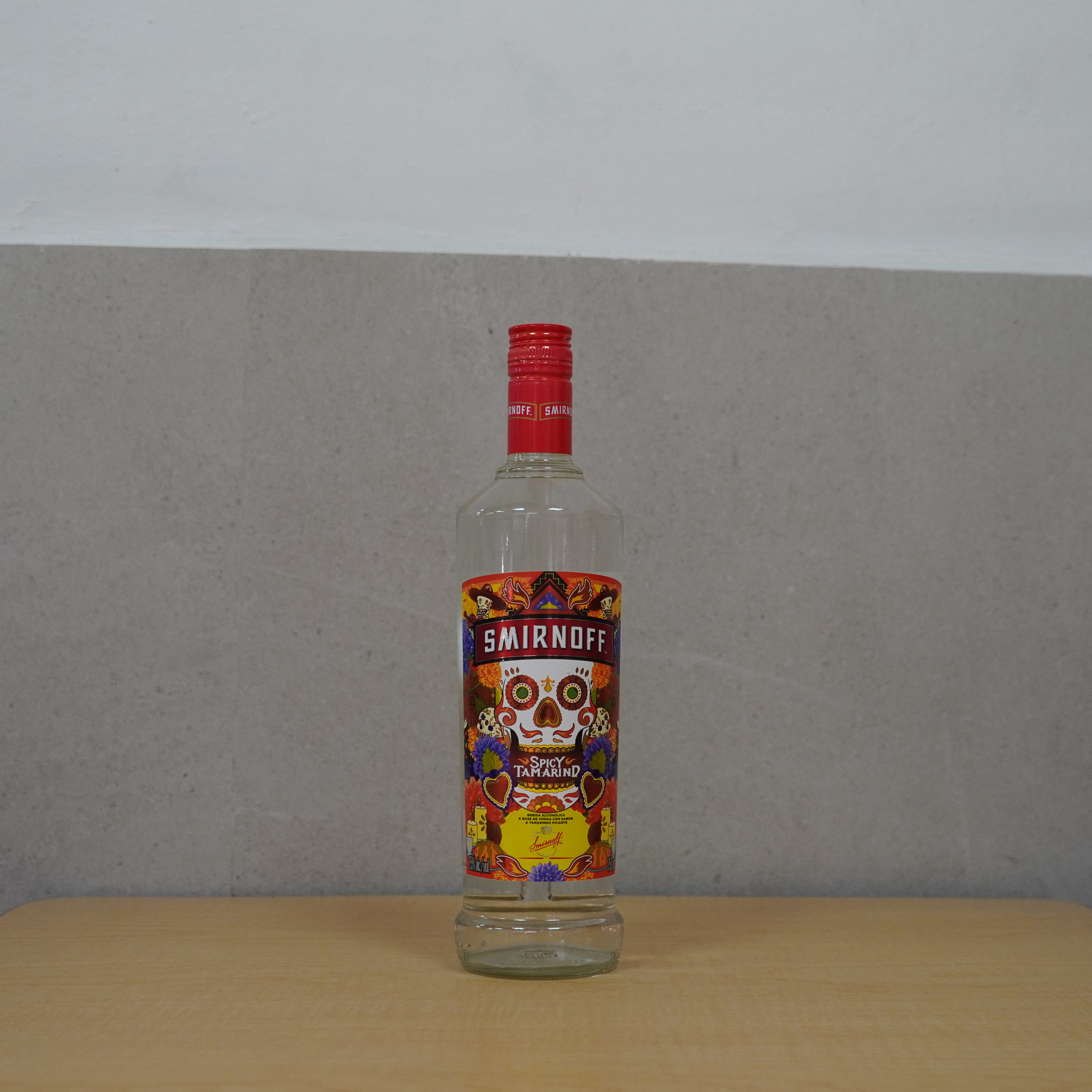 🔥🍹 Smirnoff Spicy Tamarind – Explosión de Sabor y Picante 🌶️🌟